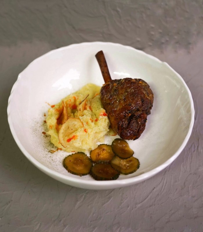 Свиной рябчик в мандариновом соусе с картофельным пюре